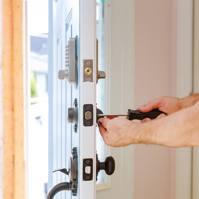 Best Online Suppliers for Commercial Door Hardware for Facility Directors in Texas