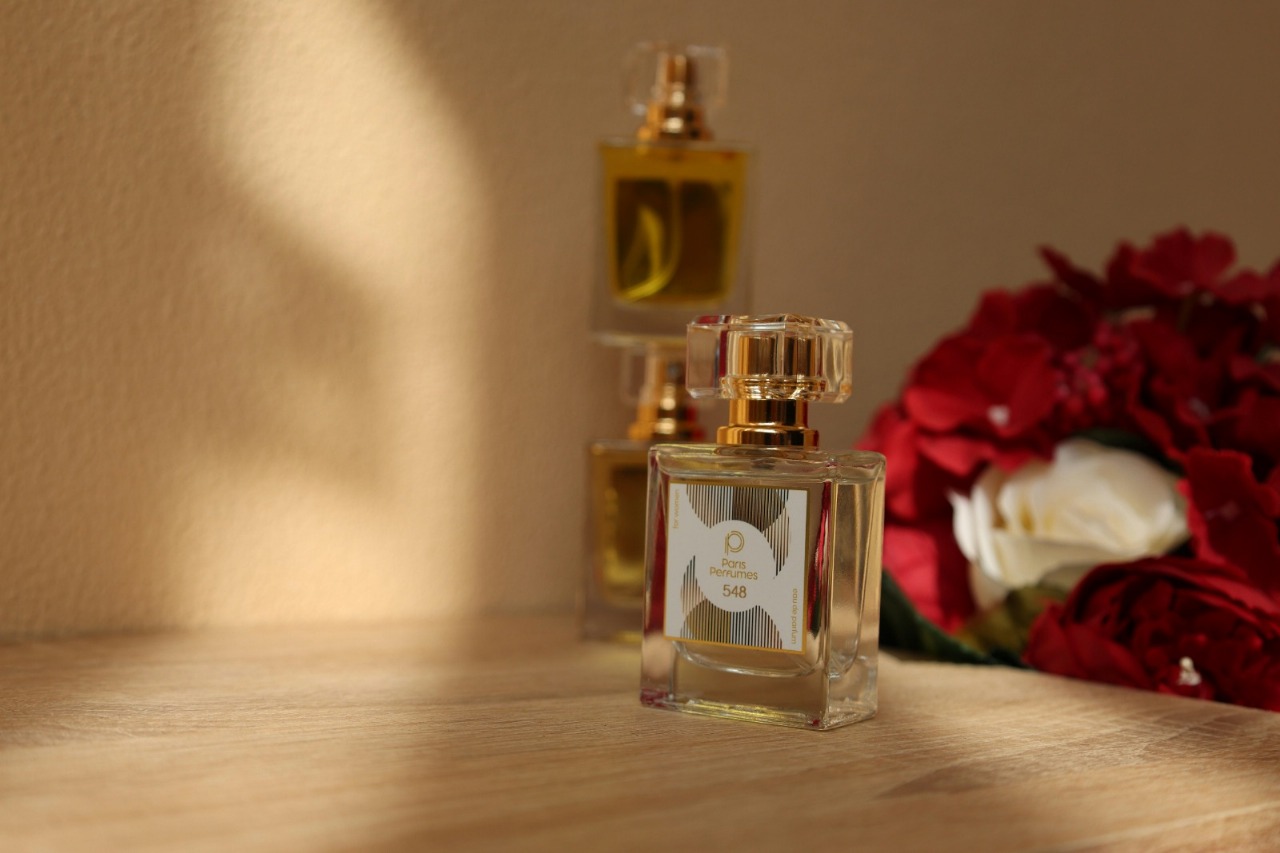 Why Every Perfume Lover Should Try a Sample Before Buying