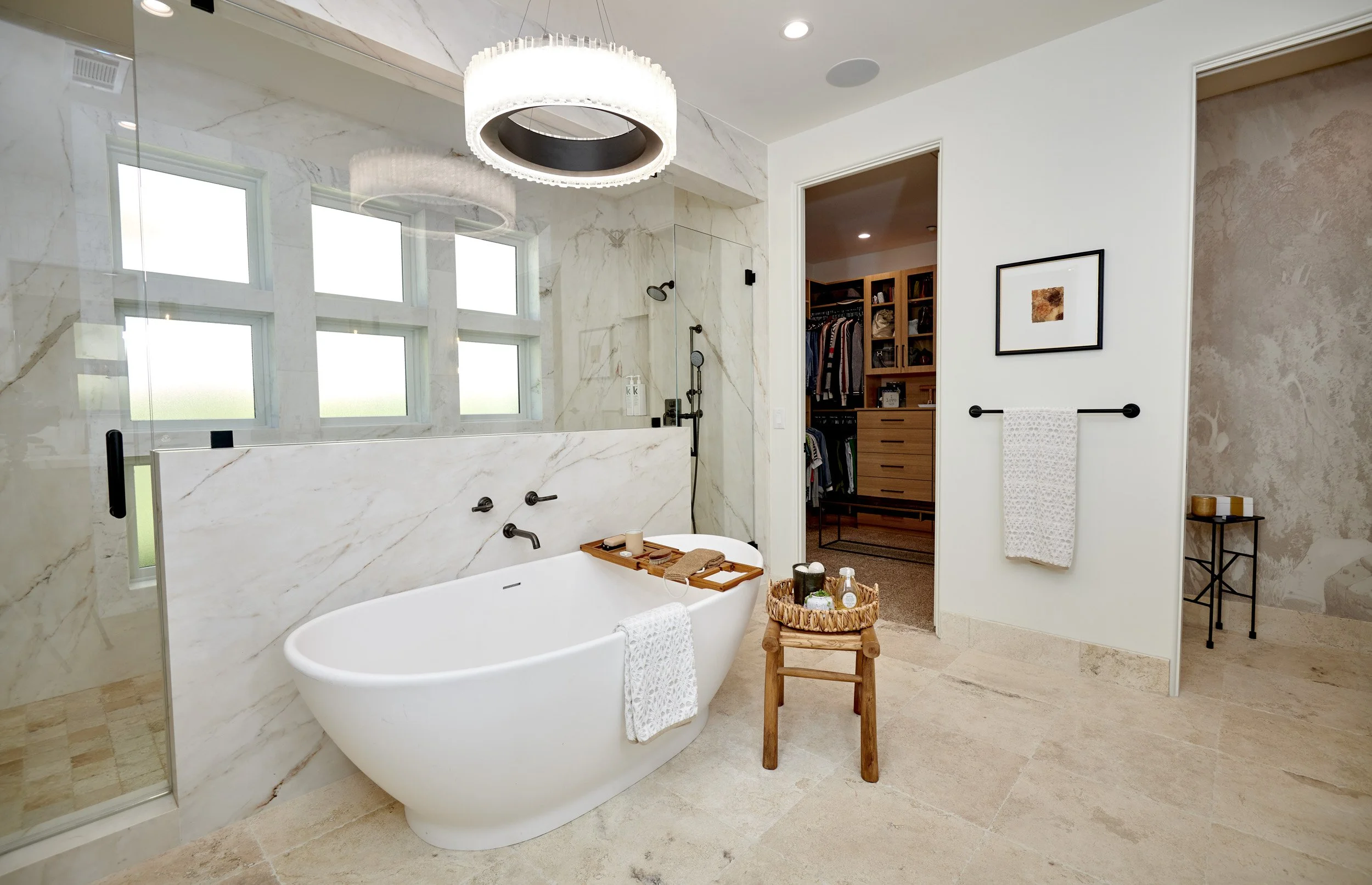 Elegant Bathrooms: A Guide to High-End Decor