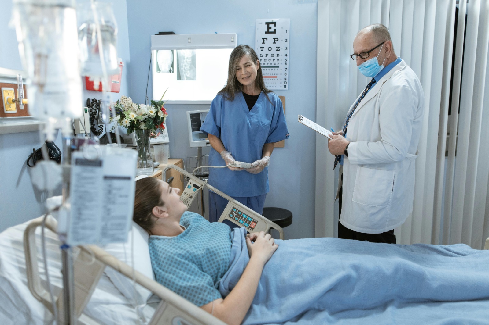 Youth Leadership Programs for Future Healthcare Professionals