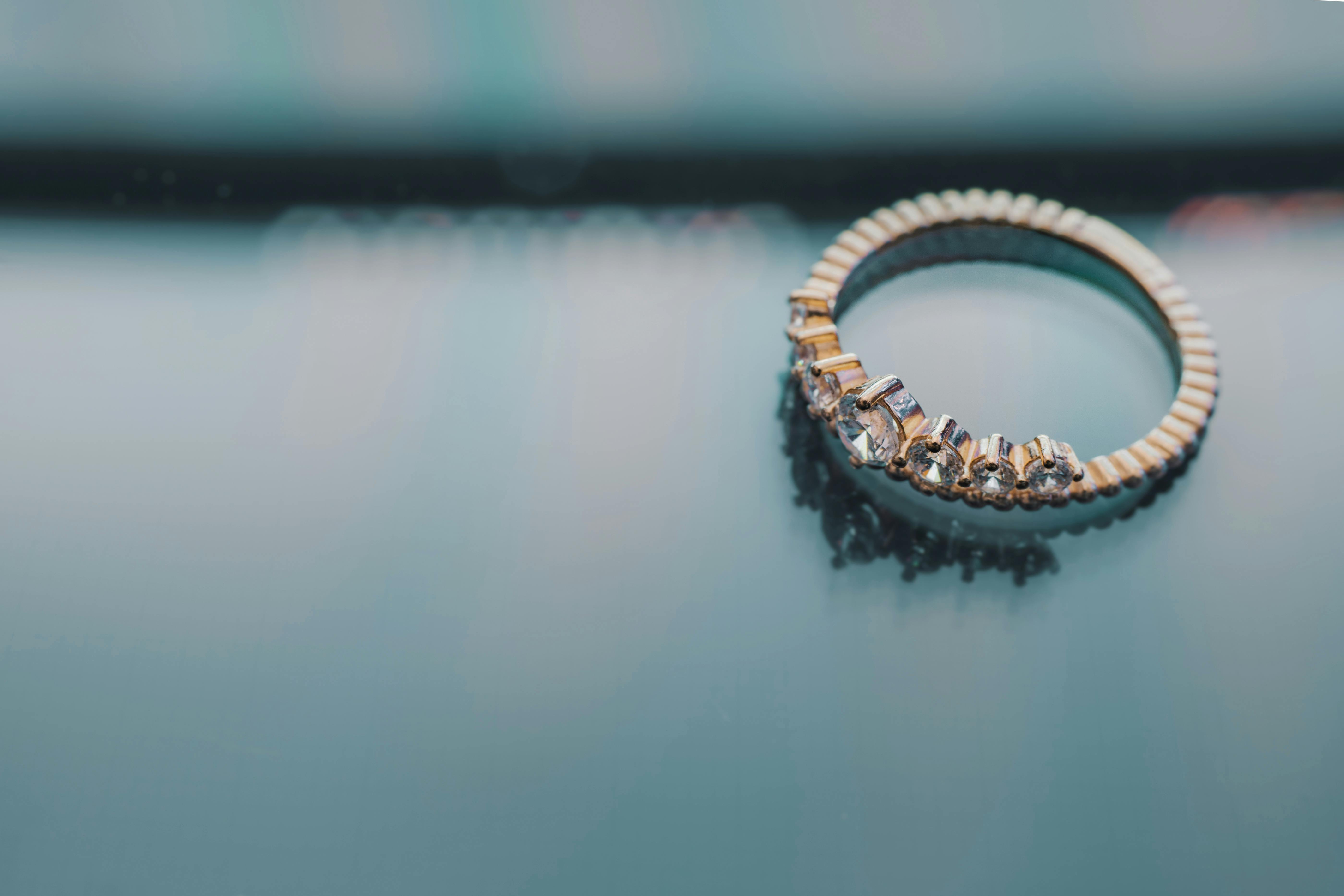 Diamond Bubble Ring – Unique, Modern, and Full of Sparkle
