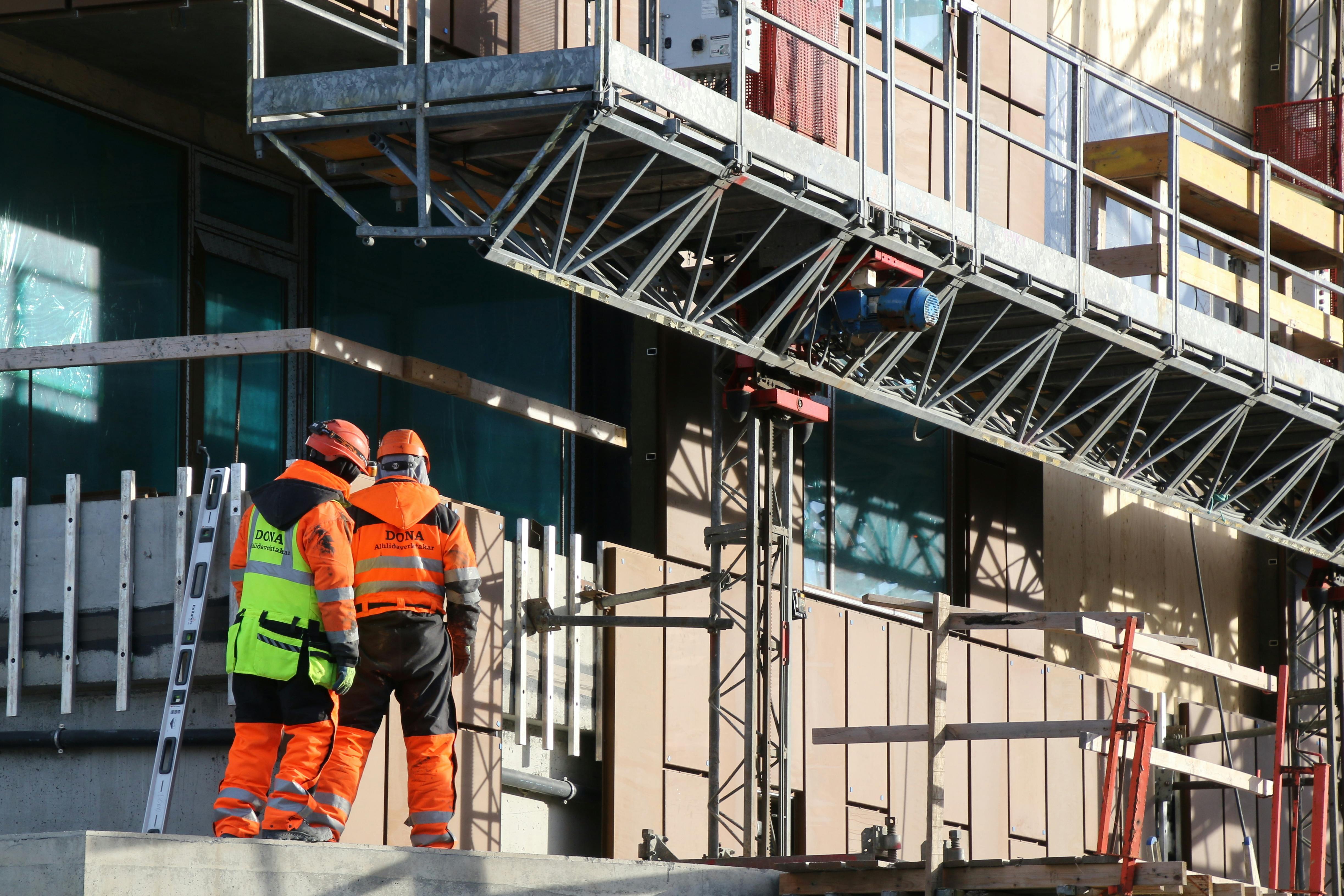 Electrician Apprenticeship Success Tips