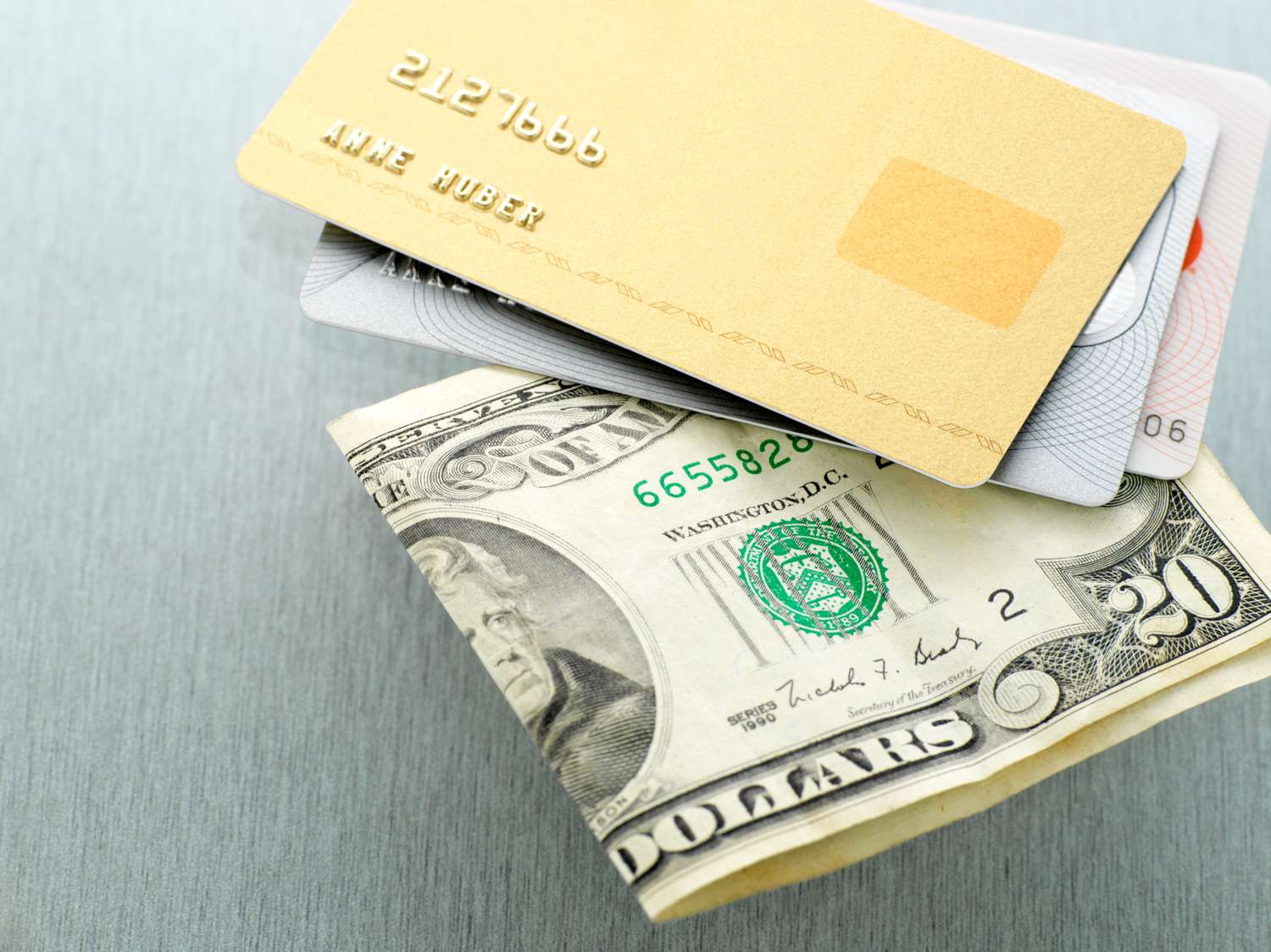 카드깡 가능한 카드와 조건 알아보기