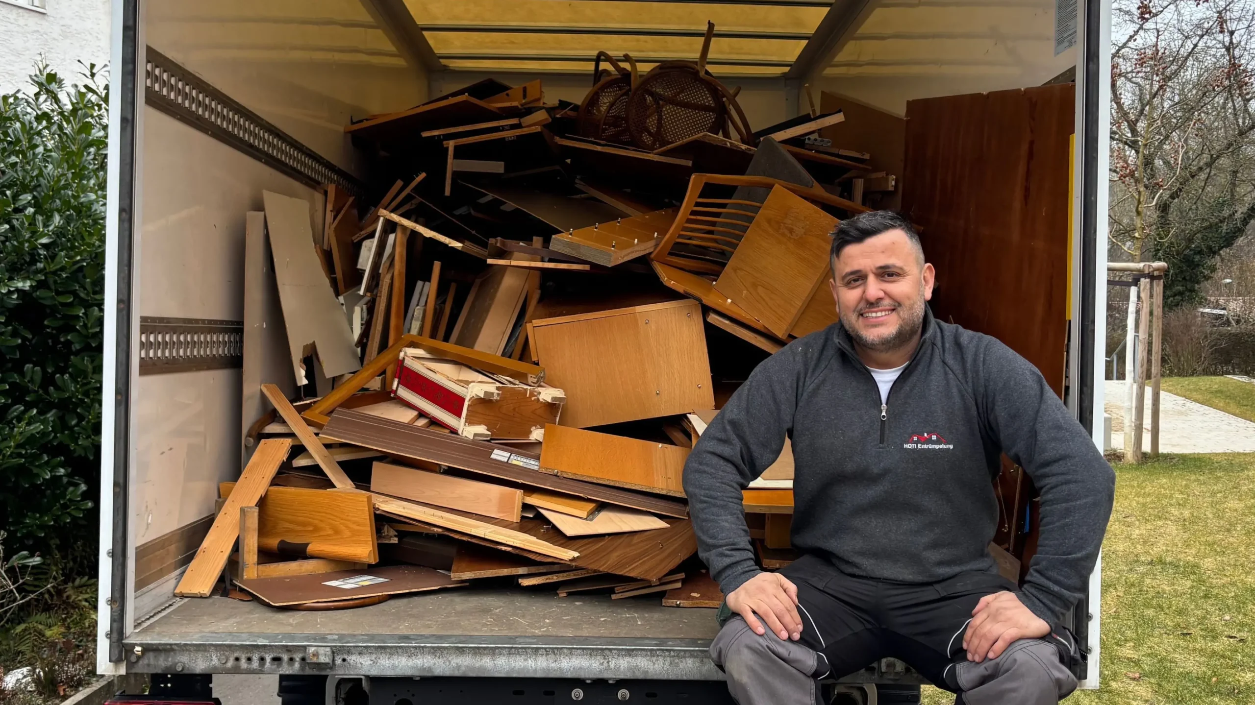 Günstige Entrümpelung Tübingen vom Fachbetrieb