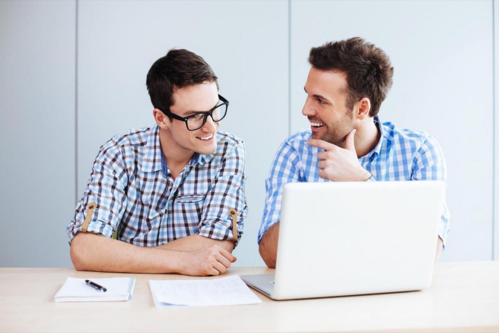 How Competitive Intelligence Improves Customer Acquisition