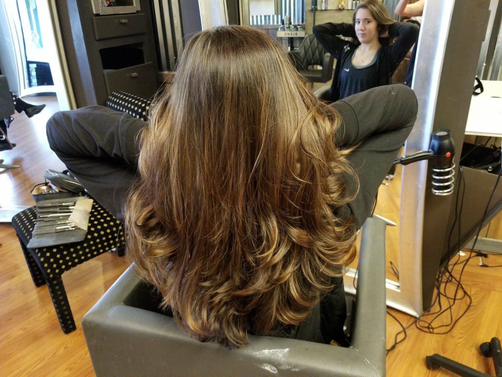 Tunsoare Profesionistă în București – Alege Marian Cotoi