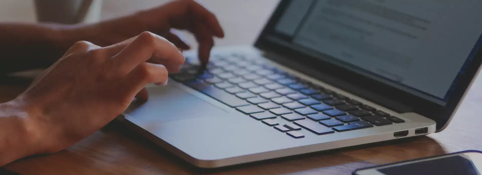 B2B Competitive Intelligence Solutions by Aqute Intelligence